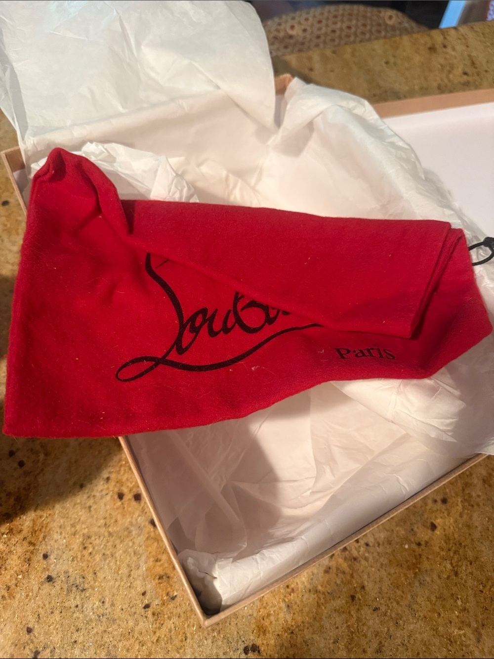 Never worn Louboutin 7.5 nude heels - Picture 8 of 8
